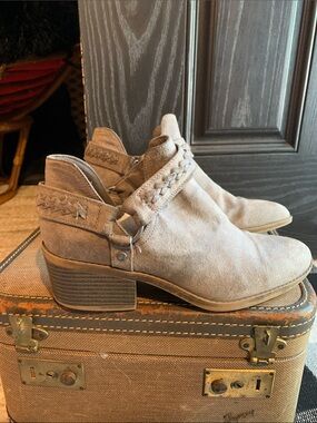 Fergalicious Taupe Vegan Suede Braided Strap Ankle Booties Integrity